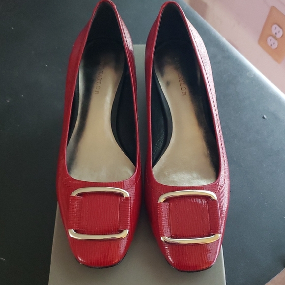 Ann Taylor Shoes - Ann Taylor Jacki Red Square Toe Flat Size 7 NIB